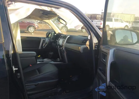 2022 Toyota 4Runner Trd Sport z USA, uszkodzony, nr VIN JTESU5JR2N5998780